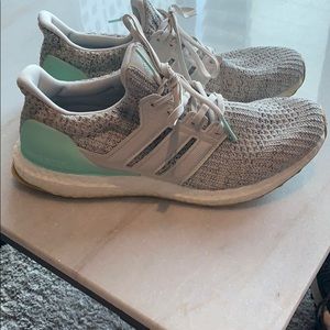 Adidas Ultraboost gray/teal size 10